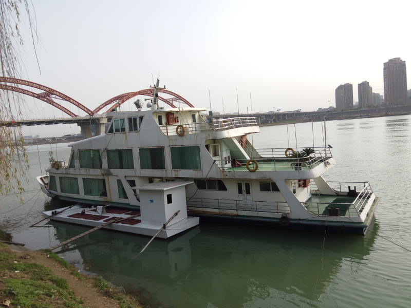 四川广安250吨二手江船出售