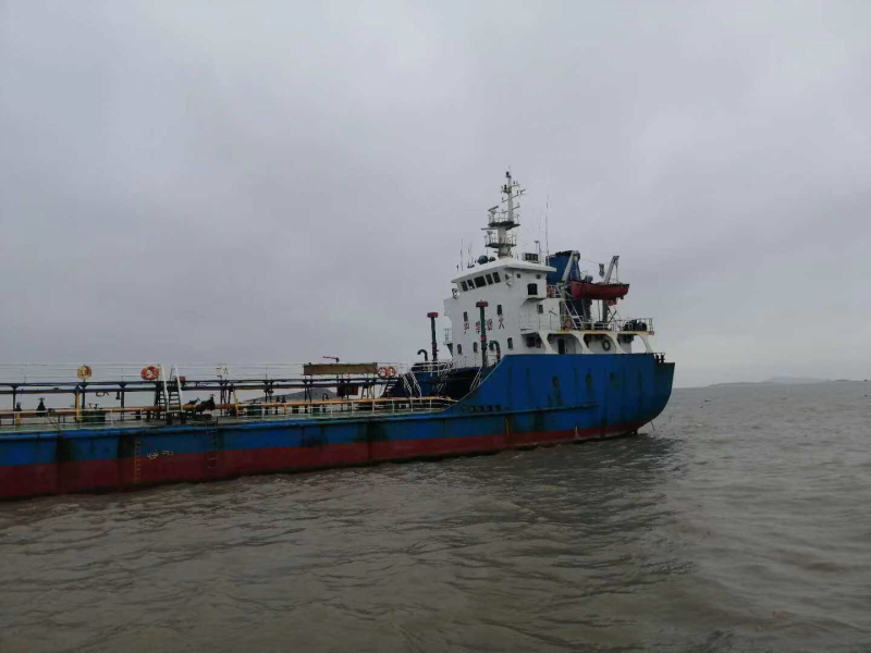 中国扬州3259吨二手江船出售