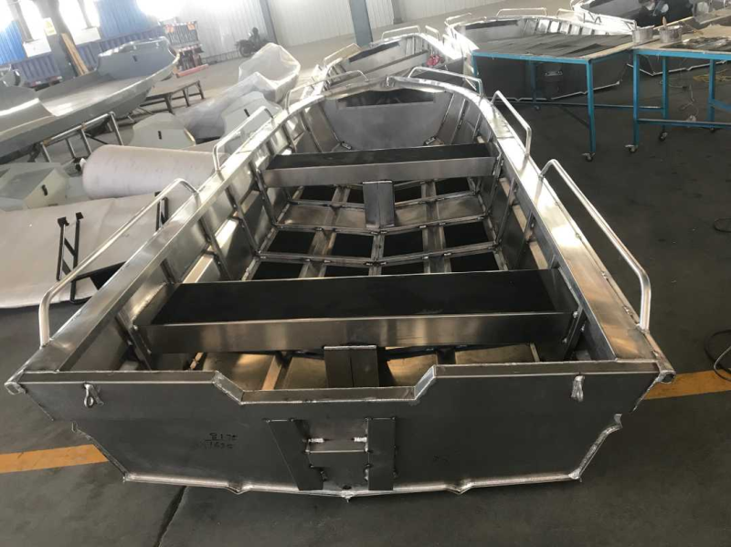 威海4吨二手江船出售