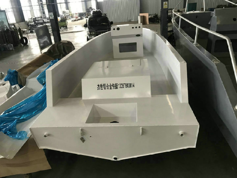 威海5824000吨二手江船出售