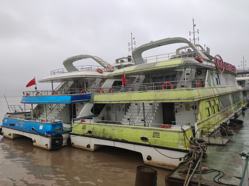 保密716吨二手江船出售